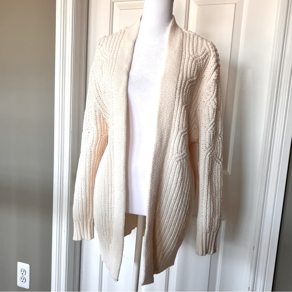 Super soft cardigan.